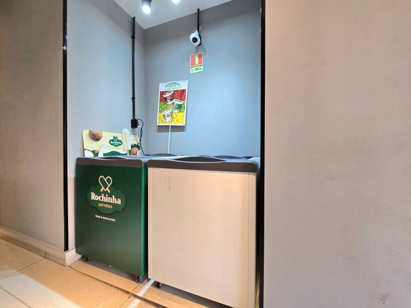 Apartamento com 2 dormitórios à venda, 74 m² por R$ 1.010.000,00 - Embaré - Santos/SP