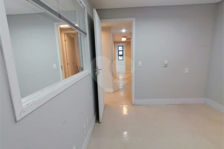 SALA COMERCIAL, 106m2, NO PARAISO