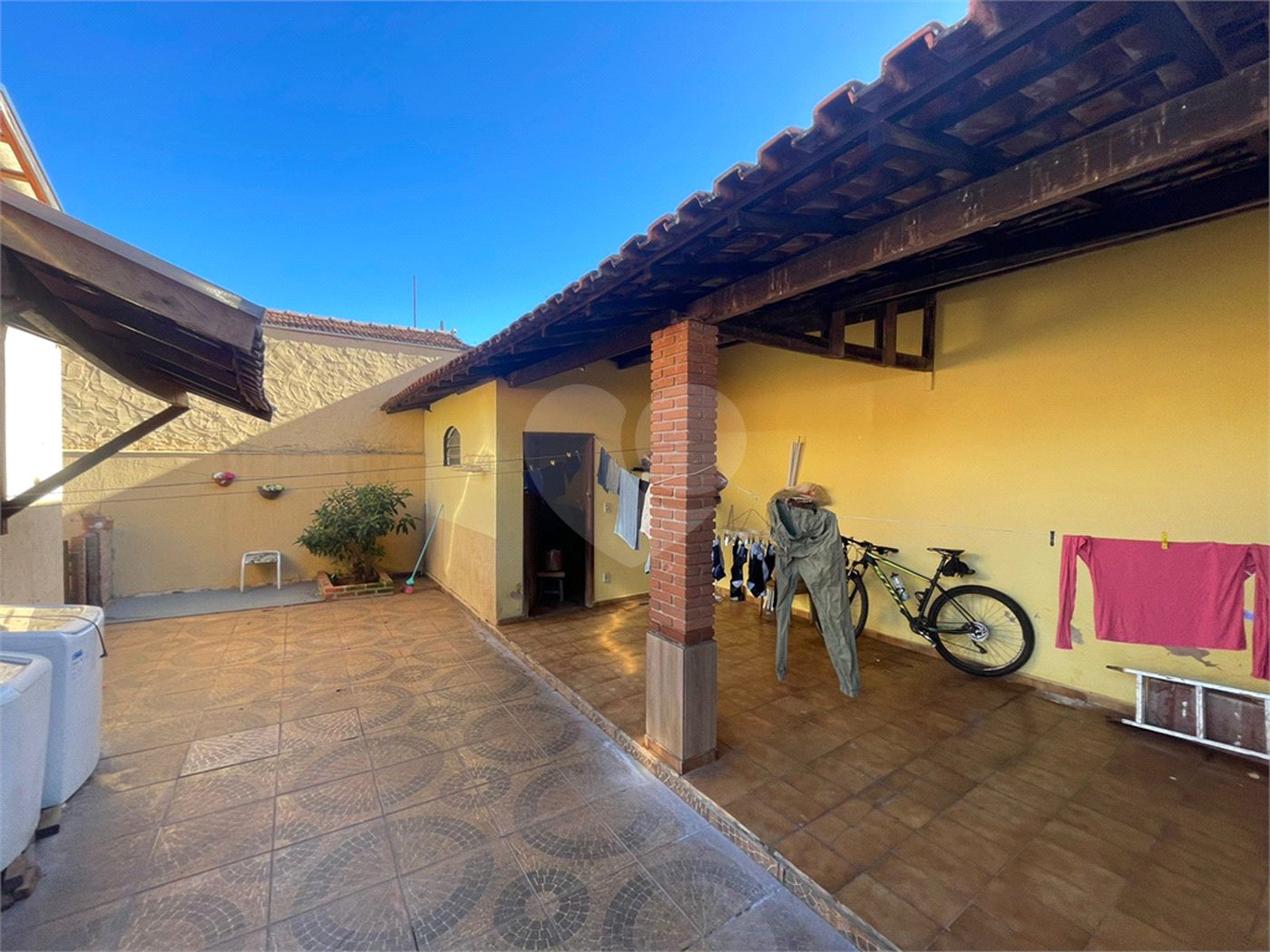 Casa térrea disponível para venda no Jardim Bandeirantes