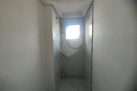 Apartamento 2 dormitórios com 1 vaga de garagem, excelente localização, programa MCMV, pagto parcelado
