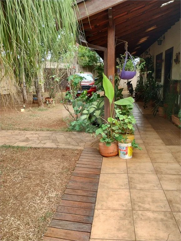 Chácara Espaçosa no Santa Rita com Área Gourmet, Sauna e Árvores Frutíferas