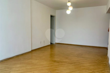 Excelente oportunidade! Paraíso 125m², 3dormitórios sendo 1 suíte, 1 vaga.