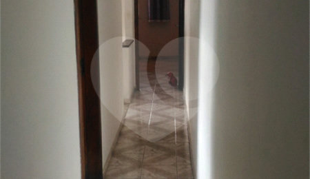 Sobrado à venda com 3 quartos em Tremembé, São Paulo, SP