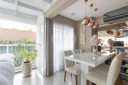 Apartamento à venda com 2 quartos, sendo 1 suíte, em Vila Olímpia, São Paulo, SP