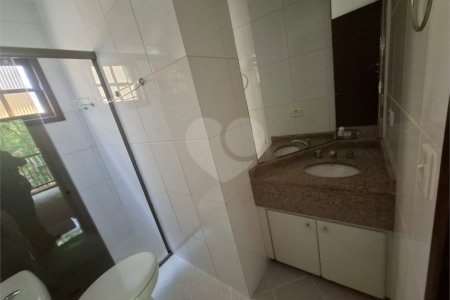 Casa para alugar com 4 quartos, sendo 2 suítes, no condomínio Palm Garden, São Paulo - SP