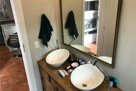 Casa de Vila à venda com 3 quartos, sendo 1 suíte, em Cidade São Francisco, São Paulo, SP