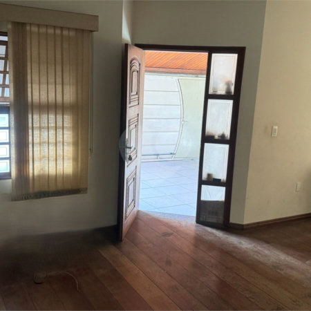 Casa à venda com 4 quartos, sendo 1 suíte, em Vila Santana, Sorocaba, SP