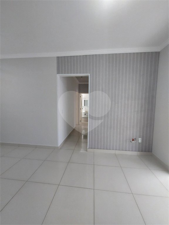 Apartamento à venda com 2 quartos, sendo 1 suíte, em Santa Claudina, Vinhedo, SP
