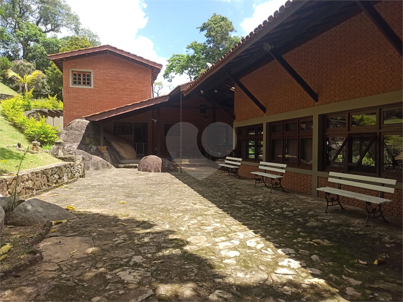 Sítio à venda com 13 quartos, sendo 4 suítes,  em Portão, Atibaia, SP