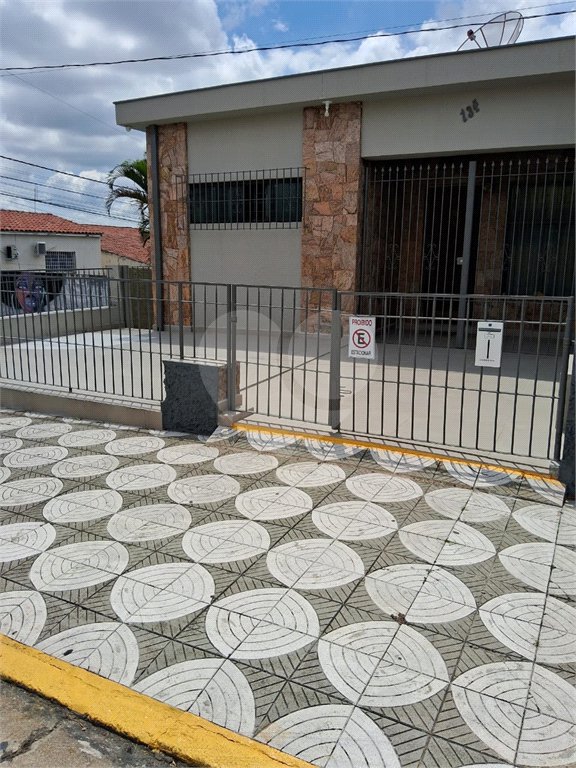 Casa à venda com 3 quartos, sendo 1 suíte,  em Vila Gabriel, Sorocaba, SP