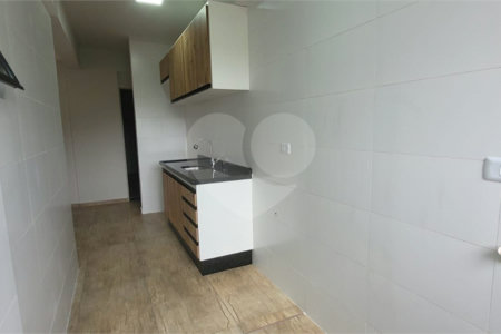 Apartamento para alugar com 2 quartos, sendo 1 suíte, em Jardim Carambeí, São Roque, SP