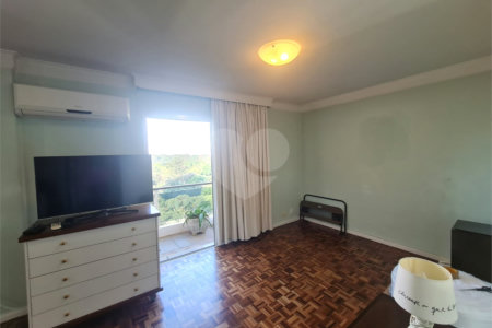 Apartamento à venda com 3 quartos, sendo 2 suítes, em Alto da Boa Vista, São Paulo, SP