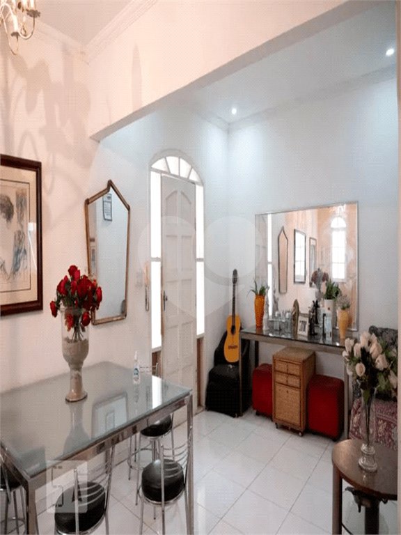 Casa à venda com 3 quartos, sendo 1 suíte, em Cambuci, São Paulo, SP