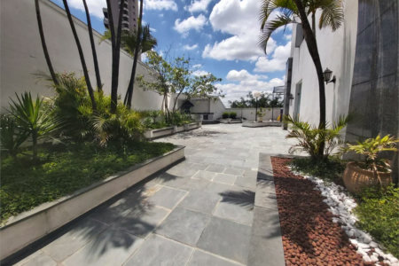 Apartamento à venda com 3 quartos, sendo 2 suítes, em Vila Andrade, São Paulo, SP