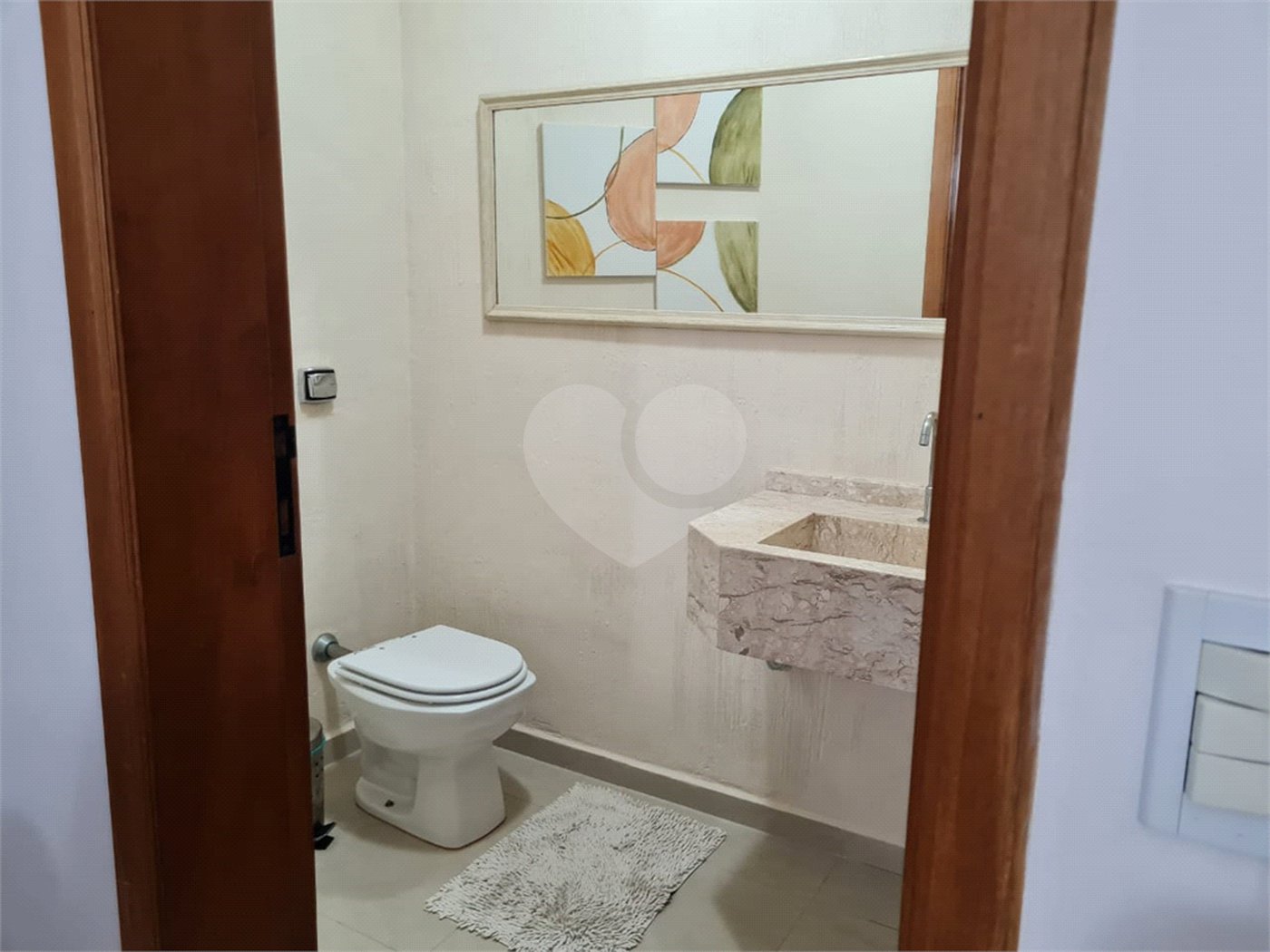 Sobrado à venda com 3 suítes em Horto, São Paulo, SP