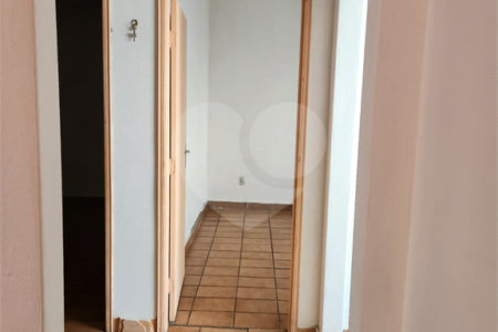 Casa à venda com 2 quartos no Centro, Araraquara, SP