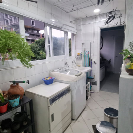 Apartamento à venda com 3 quartos em Cerqueira César, São Paulo, SP