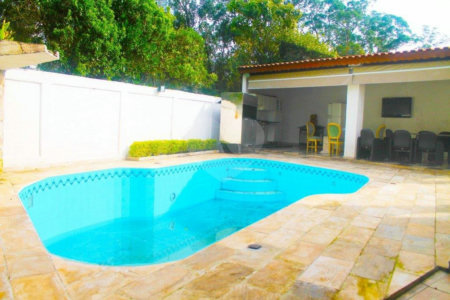 Casa Térrea para alugar com 3 suítes em Jardim Marajoara, São Paulo, SP