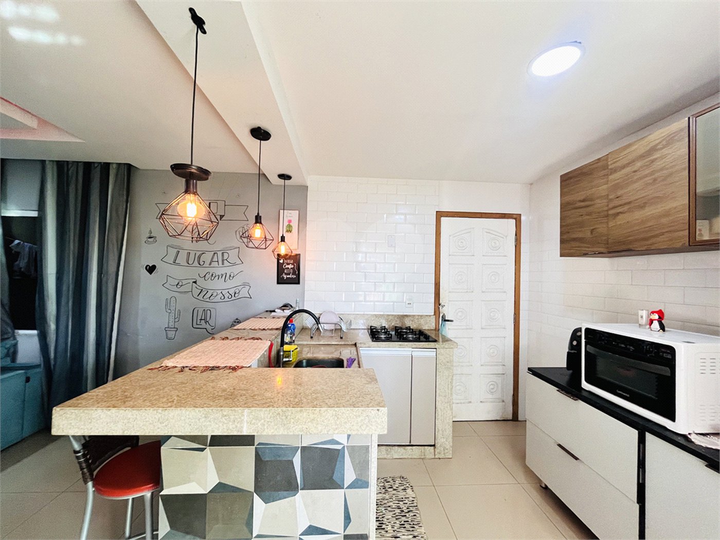 Casa à venda com 2 quartos, sendo 1 suíte, no condomínio Residencial Vivendas do Campo, Rio de Janeiro - RJ