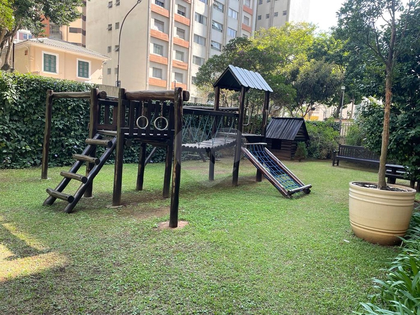 Apartamento à venda com 3 suítes em Vila Buarque, São Paulo, SP