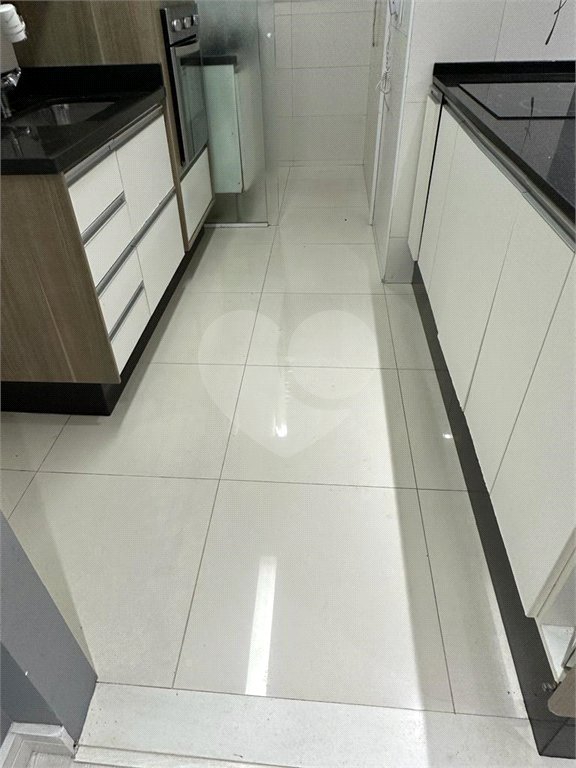 Apartamento MOBILIADO à venda. ÓTIMA OPORTUNIDADE!