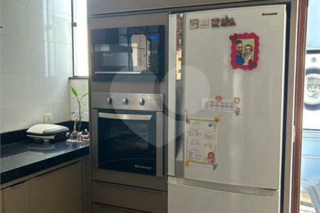 Casa à venda com 3 quartos, sendo 2 suítes, em Jardim de Cresci, São Carlos, SP