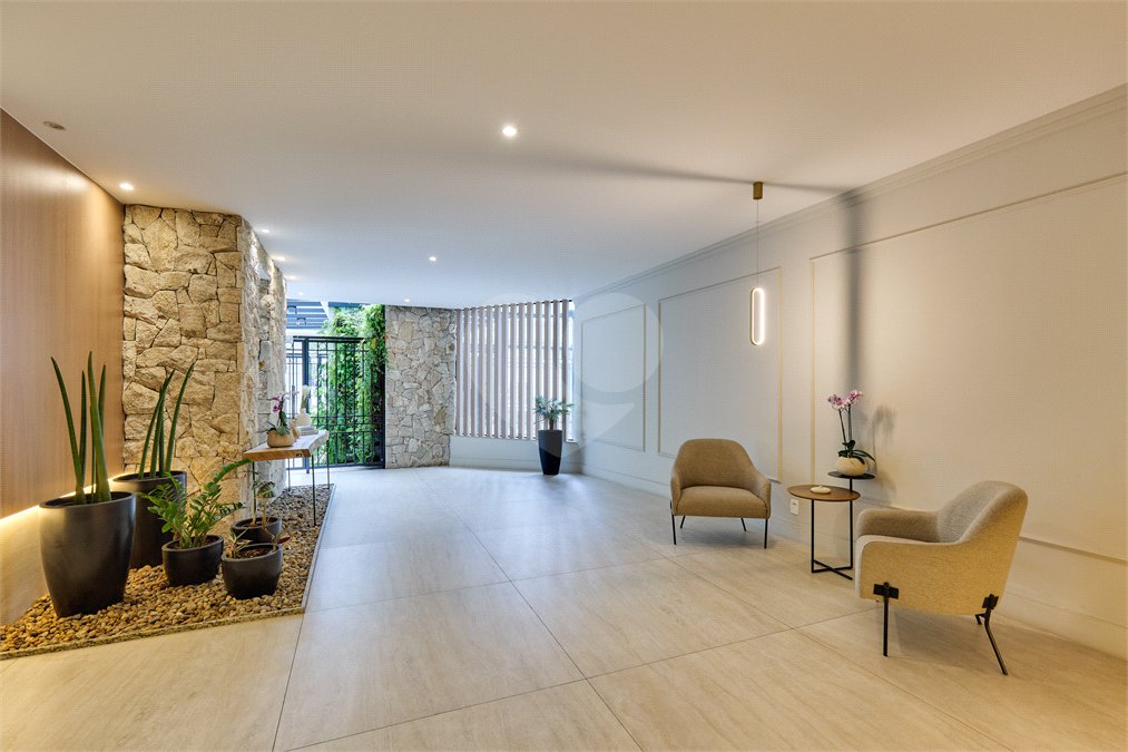 Apartamento à venda com 4 quartos, sendo 3 suítes, em Granja Julieta, São Paulo, SP