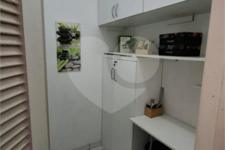 Apartamento a venda no Ipiranga com 3 dormitórios e 2 vagas com 115m² Aceita e estuda Permuta.