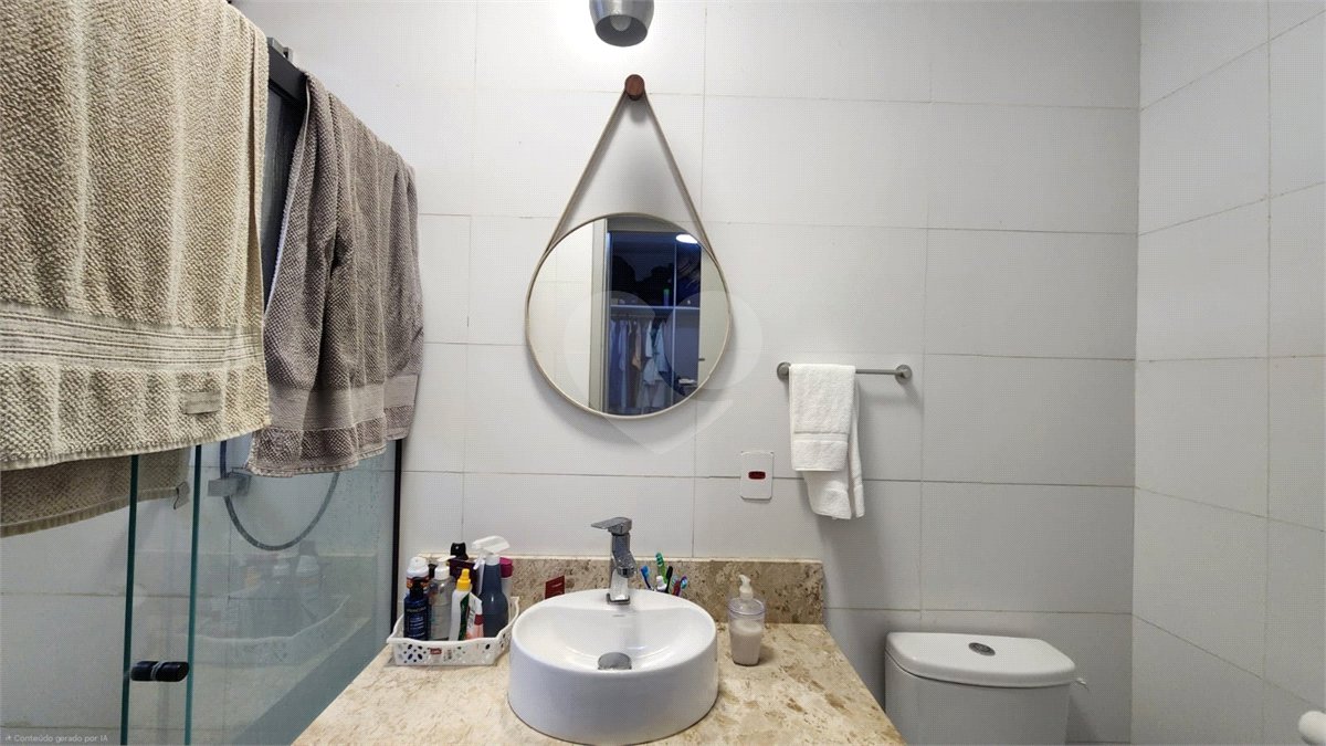 Casa à venda com 4 quartos, sendo 1 suíte, no condomínio Sun Lake, Sorocaba - SP