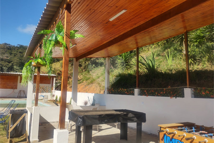 Casa à venda ou para alugar com 3 suítes em Juqueri Mirim, Mairiporã, SP