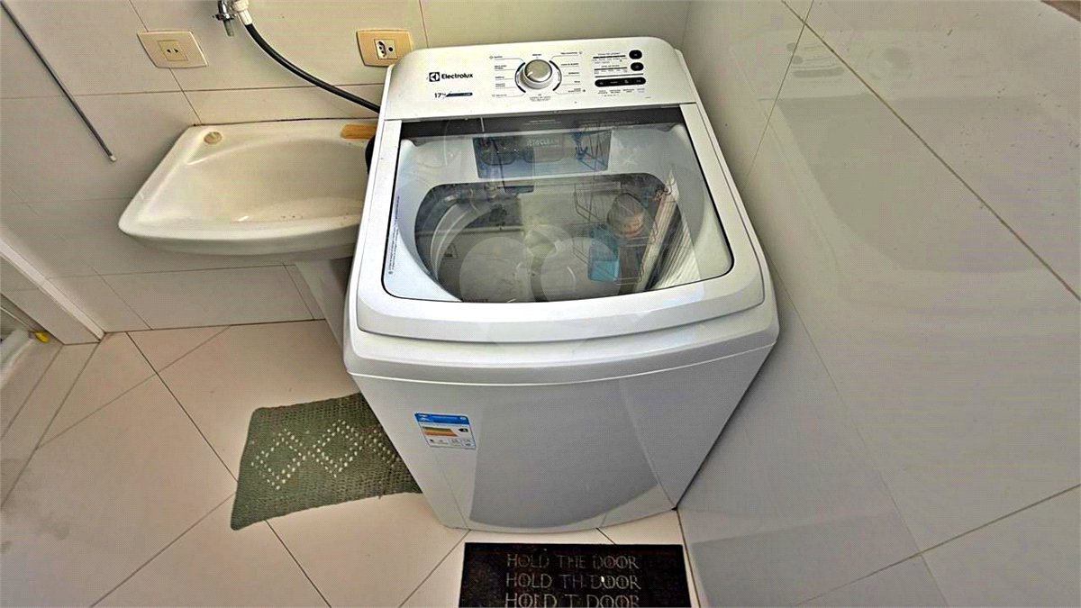 Apartamento à venda com 3 quartos, sendo 1 suíte, em Santo Amaro, São Paulo, SP