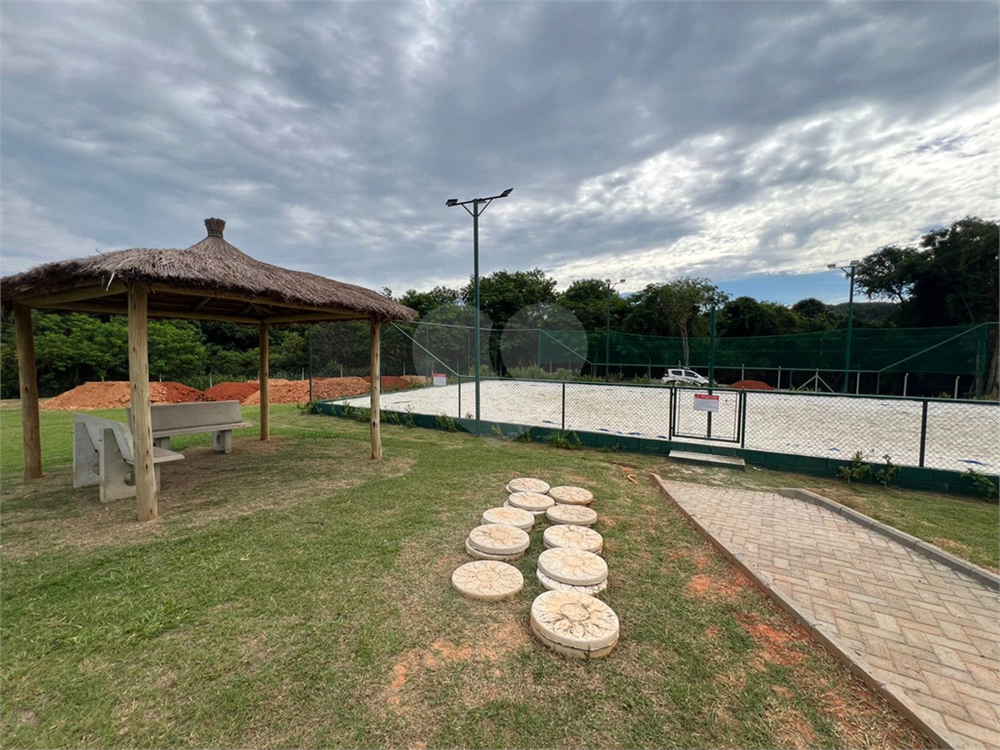 Casa à venda com 3 quartos, sendo 1 suíte, no condomínio Villagio_ipanema 1, Sorocaba - SP