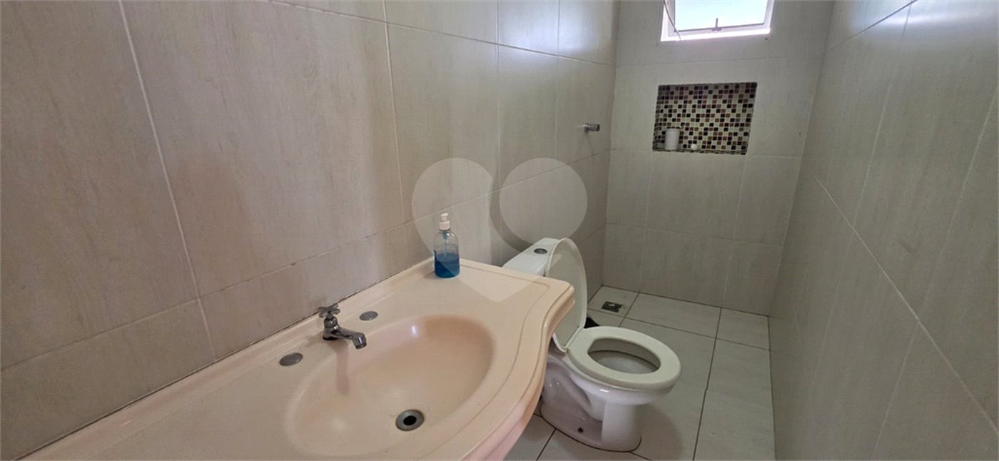 Casa Térrea à venda ou para alugar com 8 quartos, sendo 4 suítes, em Vila Pereira Barreto, São Paulo, SP