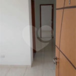 Casa à venda com 1 quarto no condomínio Camila I, São Paulo - SP