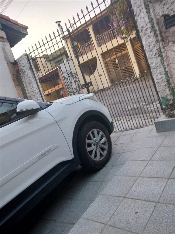 Casa à venda com 3 quartos, sendo 1 suíte, em Jardim Cris, São Paulo, SP
