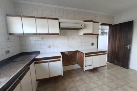 Sobrado à venda com 3 quartos, sendo 1 suíte, em Campo Grande, São Paulo, SP