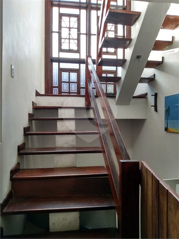 Sobrado à venda com 3 quartos, sendo 1 suíte,  em Jardim Camila, Mogi das Cruzes, SP