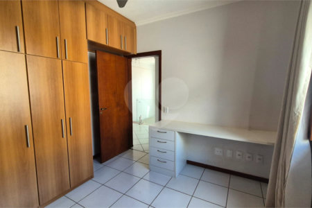 Casa à venda com 4 quartos, sendo 2 suítes, no condomínio Residencial Grape Village, Vinhedo - SP