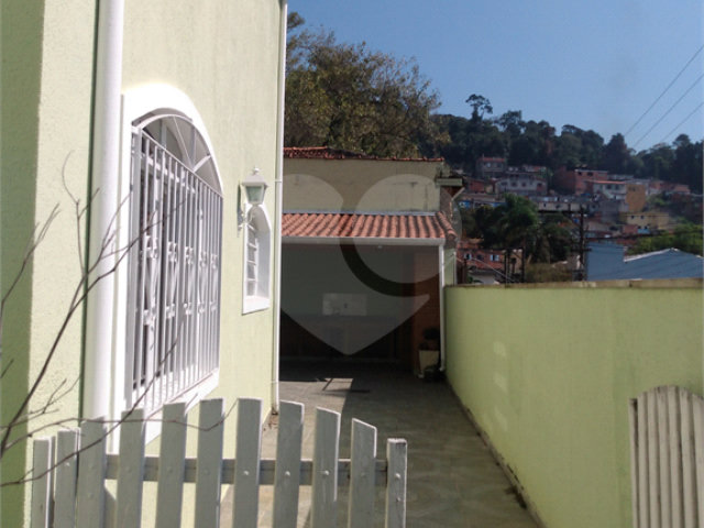 Sobrado à venda com 3 quartos, sendo 1 suíte,  em Horto Florestal, São Paulo, SP