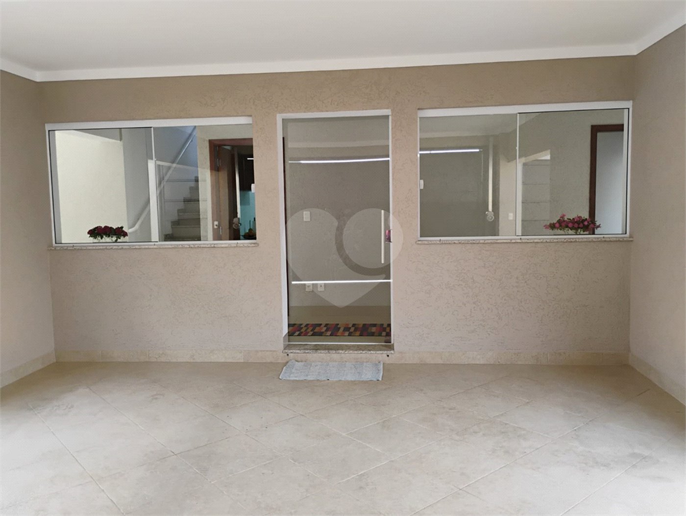 Sobrado à venda com 4 quartos, sendo 3 suítes,  em Jardim Marabá, Itapetininga, SP