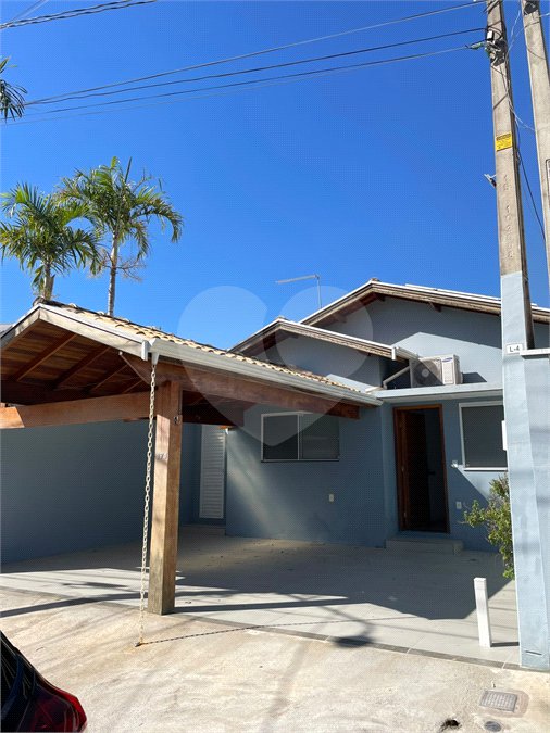 Casa à venda com 3 quartos, sendo 1 suíte, no condomínio Villaggio DI Itaici, Indaiatuba - SP