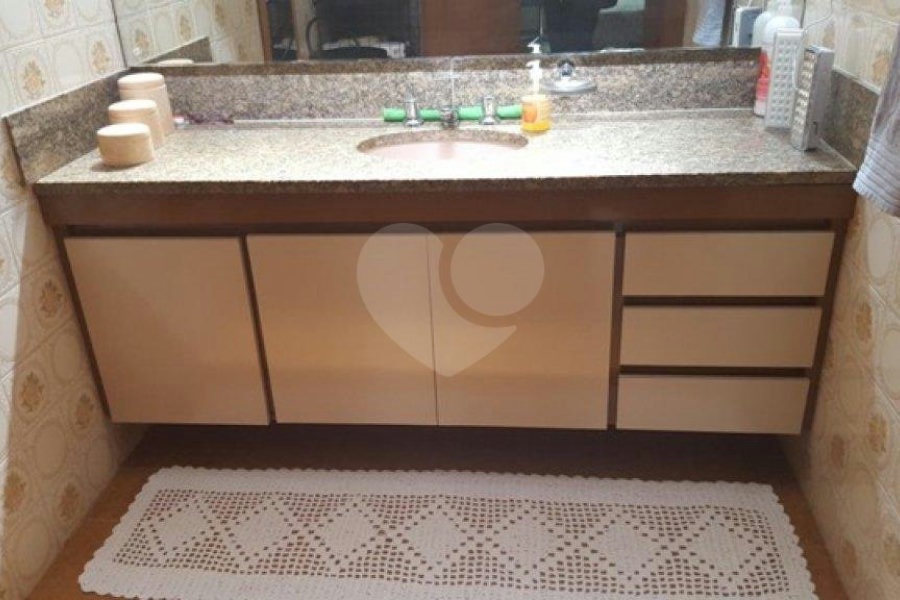 Sobrado à venda com 4 quartos, sendo 1 suíte, em Tremembé, São Paulo, SP