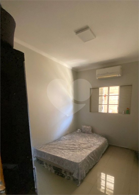 Casa à venda com 3 quartos, sendo 1 suíte, em Ipê, Três Lagoas, MS