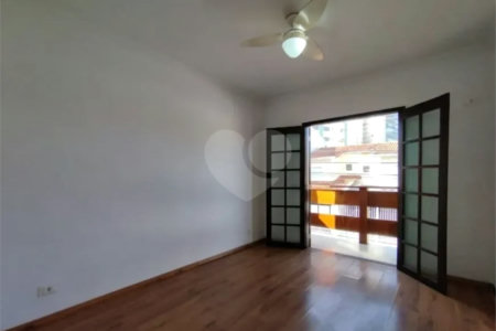Sobrado à venda com 3 quartos, sendo 1 suíte, em Jardim Ester, São Paulo, SP