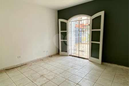 Casa à venda com 3 quartos, sendo 2 suítes, em Vila Progredior, São Paulo, SP