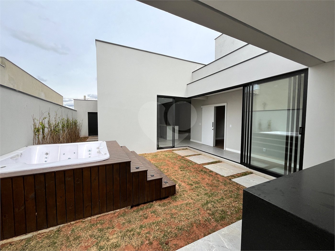 Casa à venda com 3 suítes no condomínio Residencial Cyrela Landscape Esplanada, Votorantim - SP