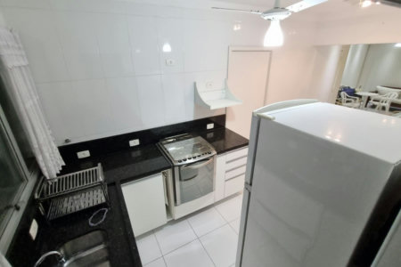 Apartamento com 3 dormitórios à venda, 92 m² por R$ 650.000,00 - Barra Funda - Guarujá/SP