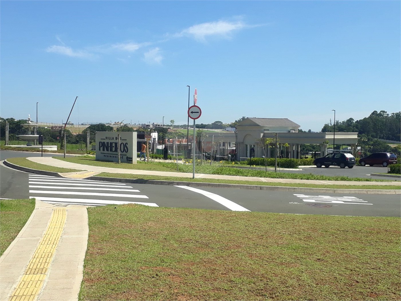 Casa à venda no condomínio Villa dos Pinheiros, Indaiatuba - SP