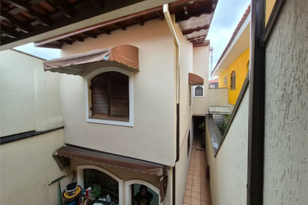 Sobrado à venda com 3 quartos, sendo 1 suíte, em Jardim Sarah, São Paulo, SP