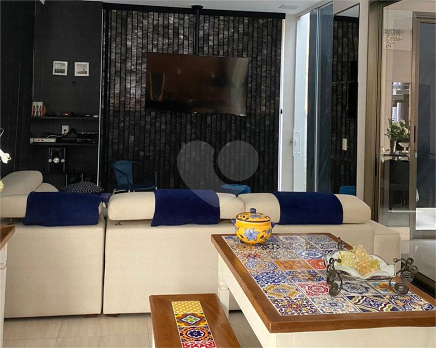 Casa à venda com 4 suítes no condomínio Vivendas do Lago, Sorocaba - SP